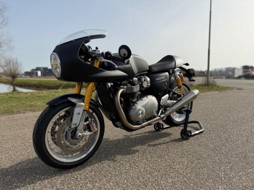 Triumph Chopper Thruxton 1200 R Cafe Race edition