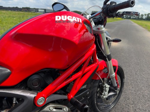 Ducati Tour Monster 696 Plus A2 Termignoni TOPSTAAT! Steetfighter Naked bike