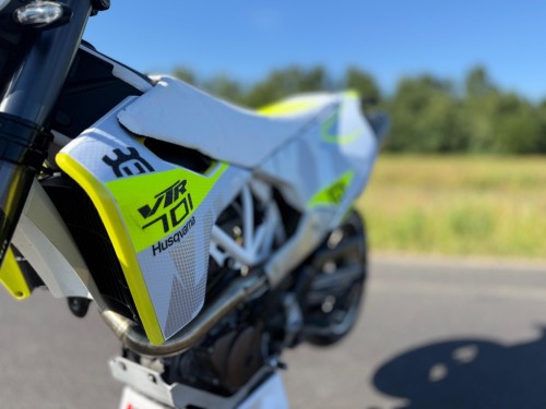 Husqvarna 701 Supermoto VTR Style