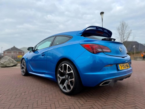 Opel Astra GTC 2.0 Turbo OPC TOPSTAAT! Clima Cruise Navi leer kuipstoelen