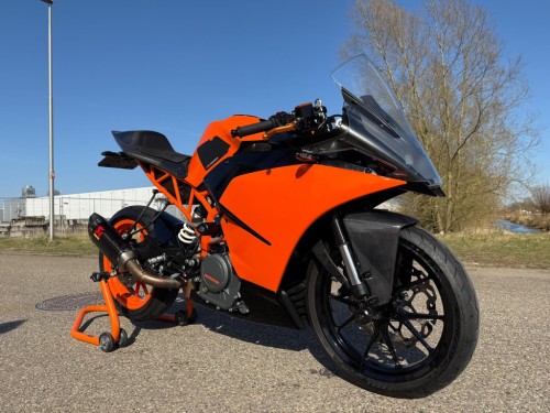KTM Sport RC 390 A2 rijbewijs 2016 CARBON
