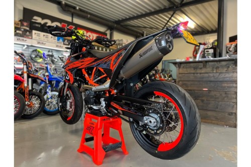 KTM 690 SMC R Supermoto A2 Supermotard 2022 model