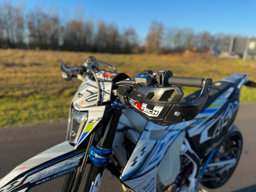 Husqvarna FE 450 2019 Supermoto A2 kenteken NIEUWSTAAT!