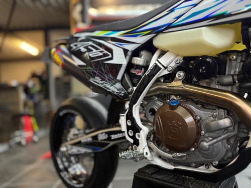 Husqvarna FE 450 2019 Supermoto A2 kenteken NIEUWSTAAT!