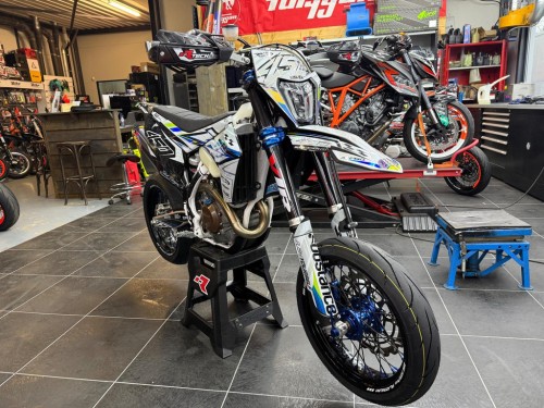 Husqvarna FE 450 2019 Supermoto A2 kenteken NIEUWSTAAT!