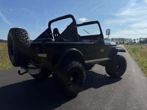 Jeep 4x4 CJ 6,6 V8 CJ-7 Topstaat