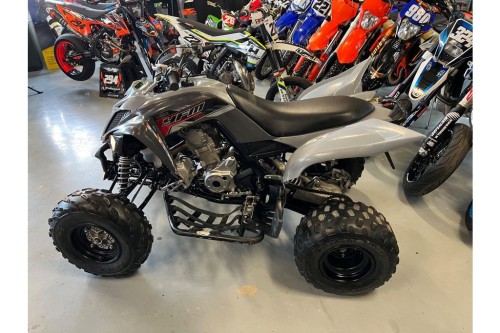 Yamaha Quad YFM700R SE Raptor 2018 Nardo Grey DOMA