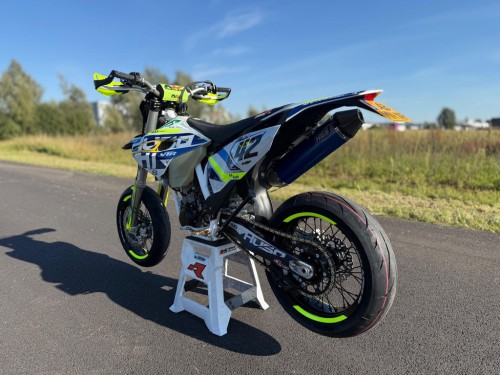 Husqvarna FE 450/501 2016 Supermoto Supermotard A2