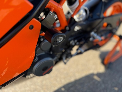 KTM Sport RC 390 A2 rijbewijs 2016 CARBON