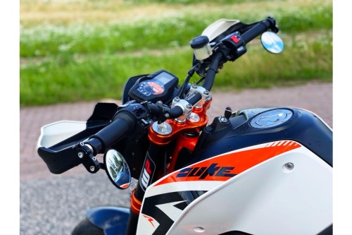 KTM Tour 690 Duke R Naked bike 2014 CONCOURSTAAT!