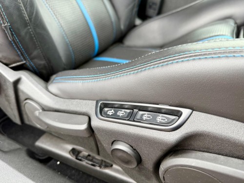 Opel Astra GTC 2.0 Turbo OPC TOPSTAAT! Clima Cruise Navi leer kuipstoelen