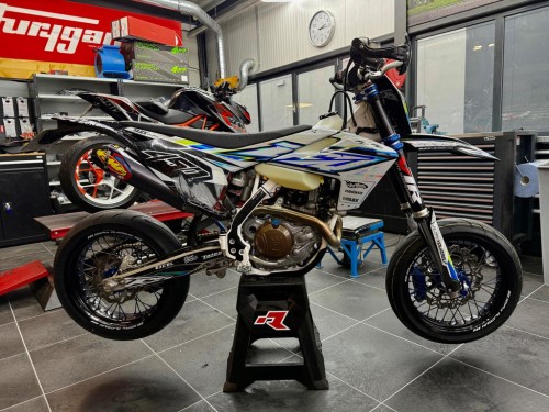 Husqvarna FE 450 2019 Supermoto A2 kenteken NIEUWSTAAT!