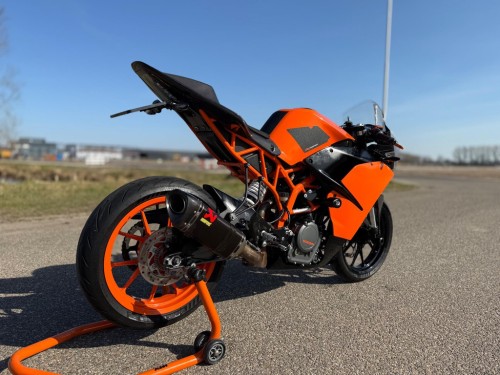 KTM Sport RC 390 A2 rijbewijs 2016 CARBON