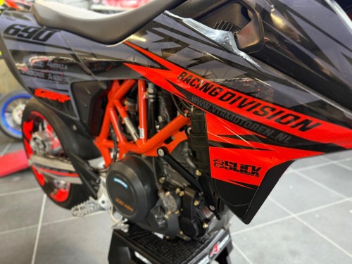KTM 690 SMC R 2023 model Supermoto Supermotard TOPSTAAT!