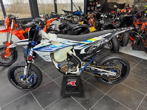 Husqvarna FE 450 2019 Supermoto A2 kenteken NIEUWSTAAT!