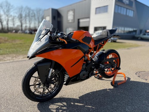 KTM Sport RC 390 A2 rijbewijs 2016 CARBON