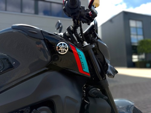 Yamaha MT-09 Naked bike 2023 Quick shifter Garantie mogelijk