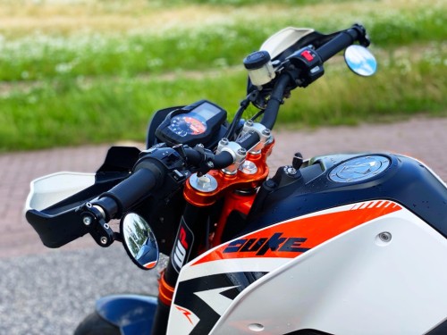 KTM Tour 690 Duke R Naked bike 2014 CONCOURSTAAT!