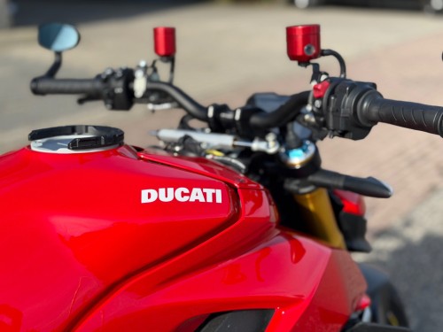 Ducati Streetfighter V4 S naked Arrow Carbon OHLINS 236 pk