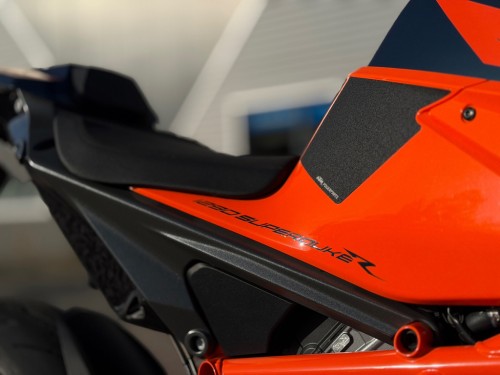KTM Tour 1290 SuperDuke R ABS gen 3 Track & Tech pack SUPERDEAL!