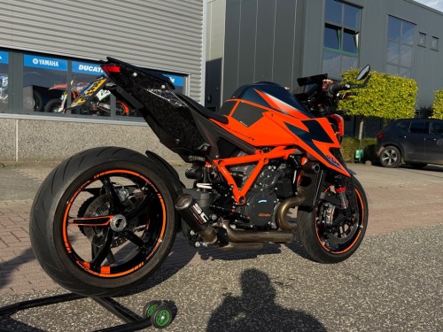 KTM Tour 1290 SuperDuke R ABS gen 3 Track & Tech pack SUPERDEAL!
