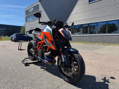 KTM 1290 SuperDuke R ABS Track pack Akrapovic Full options