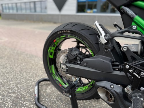 Kawasaki Z900 naked Quick shifter Side wings enz