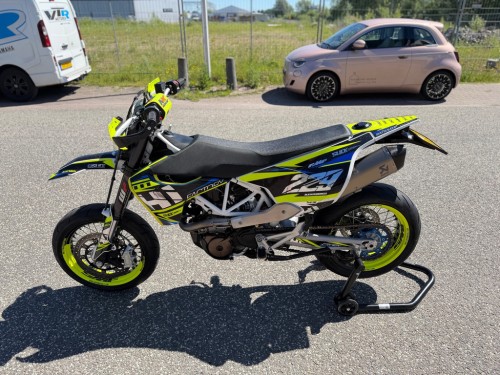 Husqvarna 701/690 KTM Supermoto TOPSTAAT!