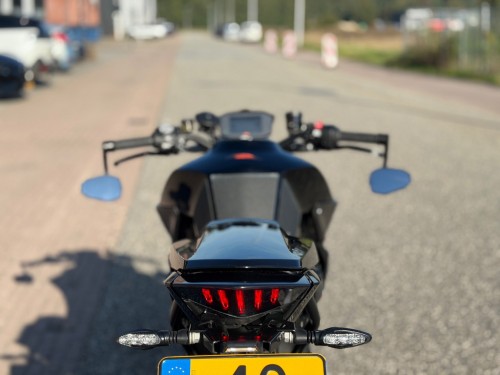 KTM 1290 SuperDuke R ABS Track & Tack Pack Black edition