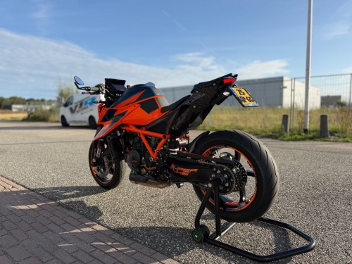 KTM Tour 1290 SuperDuke R ABS gen 3 Track & Tech pack SUPERDEAL!