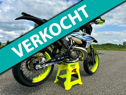 Husqvarna Te 300i KTM EXC TPI 2020 Supermoto Supermotard a2