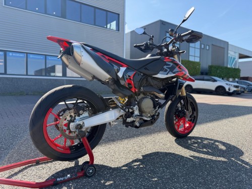 Ducati All-Road Hypermotard 698 Mono RVE Supermoto no KTM 690 smc