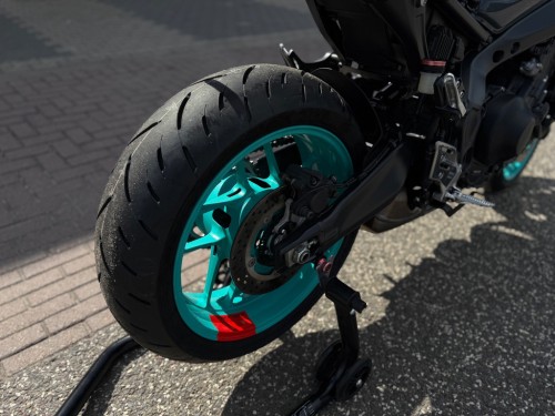 Yamaha MT-09 Naked bike 2023 Quick shifter Garantie mogelijk