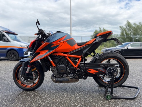 KTM Tour 1290 SuperDuke R ABS