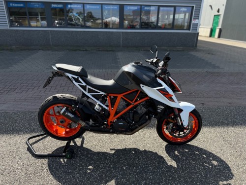 KTM 1290 SuperDuke R ABS Naked TOPSTAAT garantie mogelijk