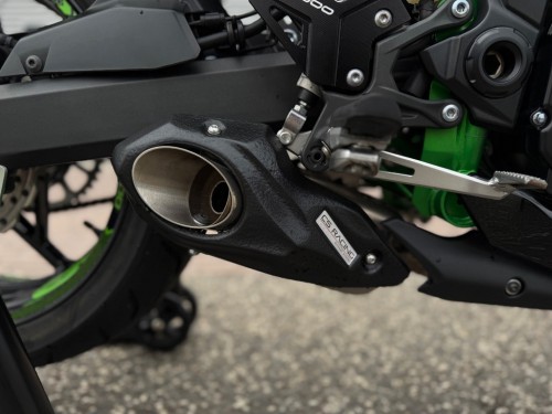 Kawasaki Z900 naked Quick shifter Side wings enz