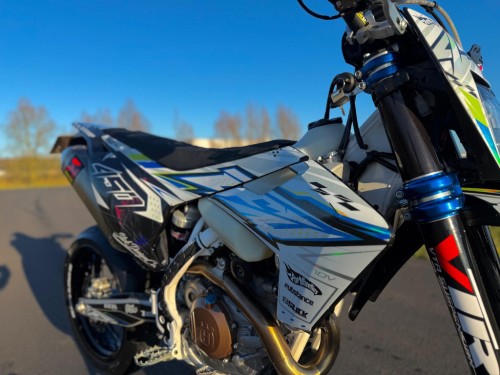 Husqvarna FE 450 2019 Supermoto A2 kenteken NIEUWSTAAT!
