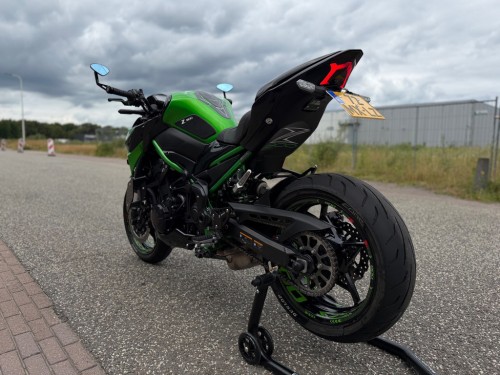 Kawasaki Z900 naked Quick shifter Side wings enz