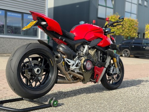 Ducati Streetfighter V4 S naked Arrow Carbon OHLINS 236 pk