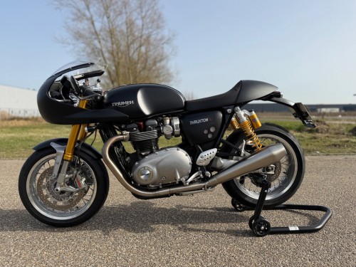 Triumph Chopper Thruxton 1200 R Cafe Race edition
