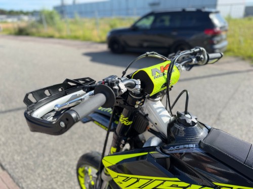 Husqvarna FE 501 Supermoto Supermotard SM A2 rijbewijs