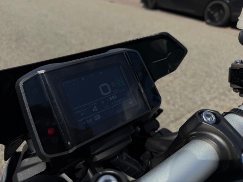 Yamaha MT-09 Naked bike 2023 Quick shifter Garantie mogelijk