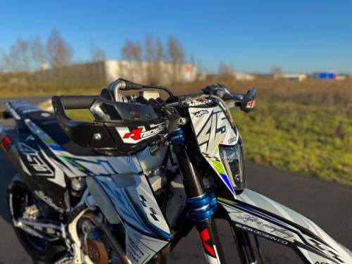 Husqvarna FE 450 2019 Supermoto A2 kenteken NIEUWSTAAT!