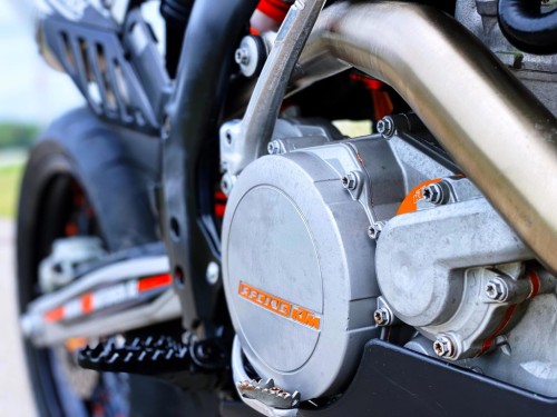 KTM Supermotard 450/530 EXC-R Supermoto 2011 A2