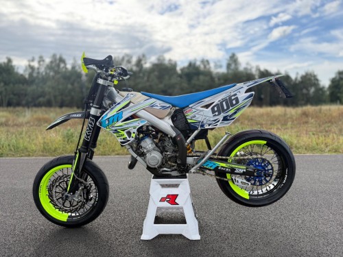 TM SMR En 125 model A1 rijbewijs Supermoto Supermotard TOPTAAT!