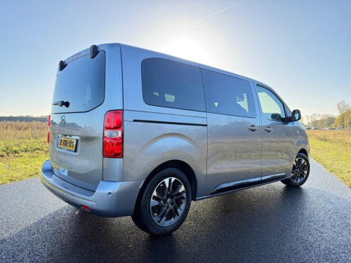 Opel ZAFIRA LIFE ZKXZ-M7R00L