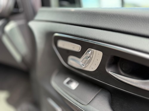 Mercedes-Benz V-klasse 250d 4-MATIC Lang AMG Exclusive edition 7persoons