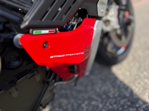 Ducati Naked Streetfighter V4