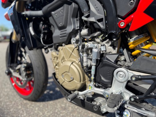 Ducati All-Road Hypermotard 698 Mono RVE Supermoto no KTM 690 smc