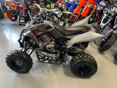Yamaha Quad YFM700R SE Raptor 2018 Nardo Grey DOMA